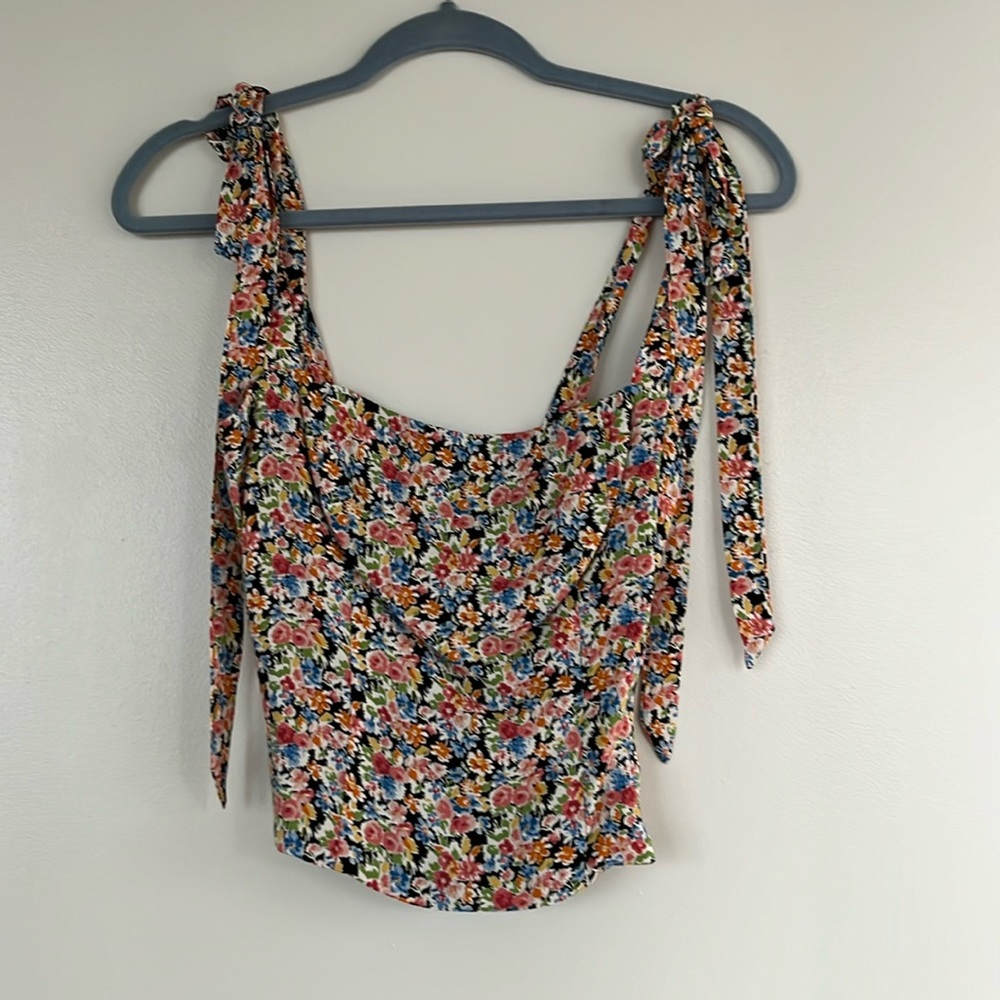 Reformation tie top - Picture 2 of 3